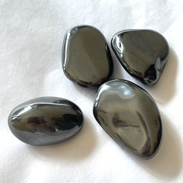 4 x Hematite Gemstone Tumble Stone ❤️